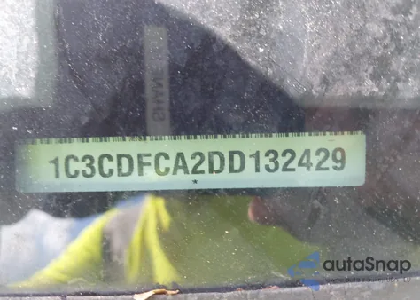 2013 Dodge Dart Limited z USA, uszkodzony, nr VIN 1C3CDFCA2DD132429